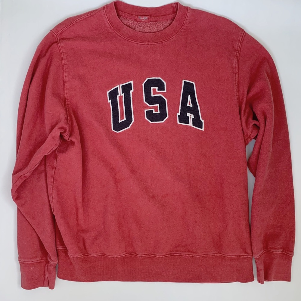 Red USA crew neck
